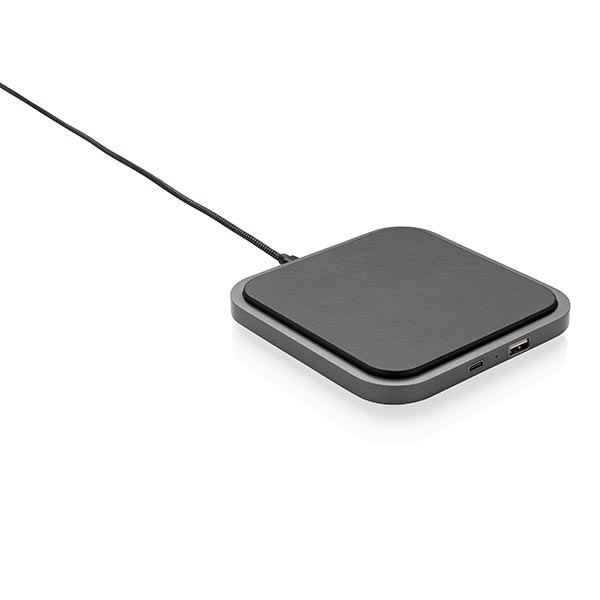 Swiss Peak Luxury 5W Wireless Charger