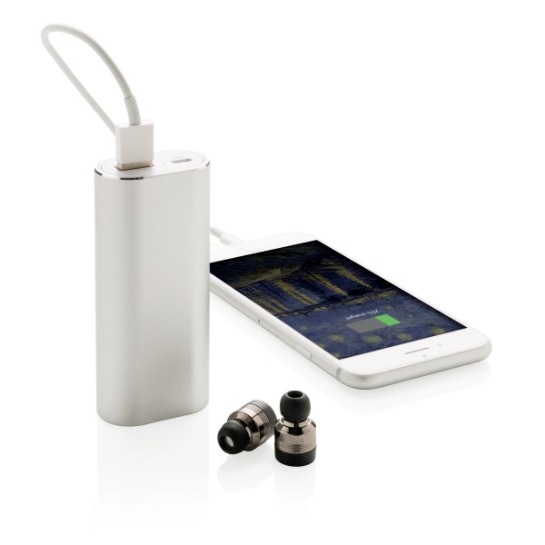 True Wireless Earbuds With 2.000 Mah Powerbank