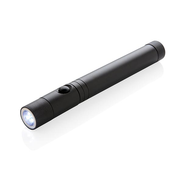 Telescopic Light With Magnet