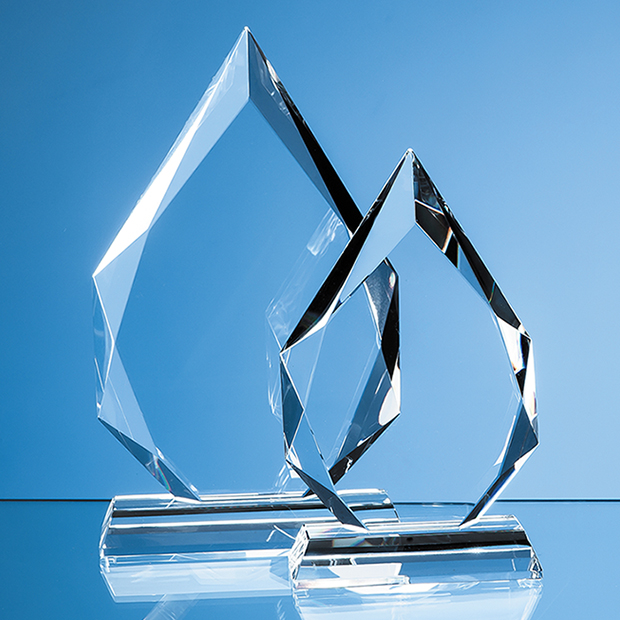 15cm X 10.5cm X 20mm Clear Glass Facetted Diamond Peak Award