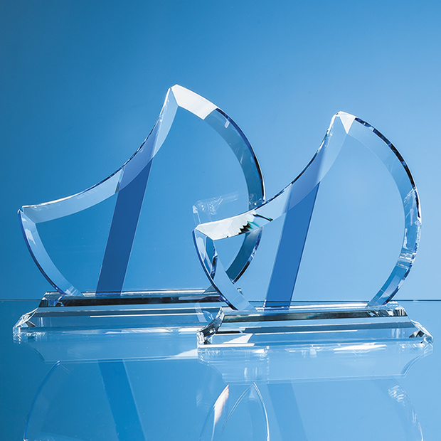 18cm Optical Crystal Eclipse Award With Sapphire Blue Flash