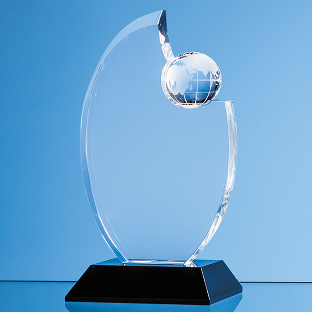 17.5cm Optical Crystal Globe Award Mounted On An Onyx Black Base