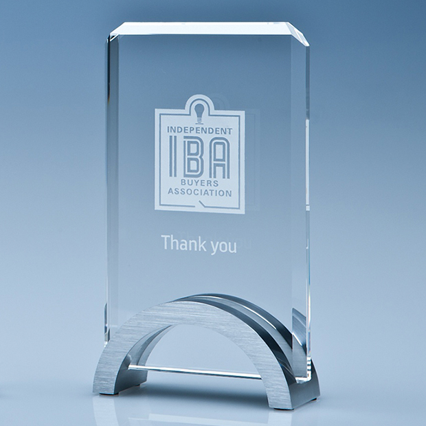 15cm X 9cm X 15mm Optical Crystal Rectangle On An Aluminium Base