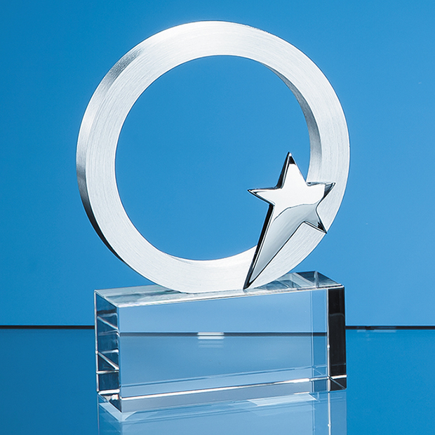 9cm Silver Star & Circle On An Optical Crystal Base